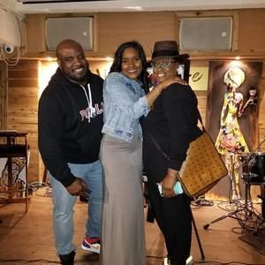 Meet your Posher, Carlton